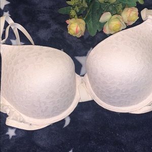 Brand New Victoria Secret Coconut Milk Laced Bra